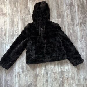 Elegant Black Faux Fur Puffer Jacket